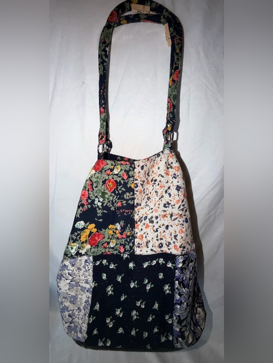 Handbags - Vintage Orvis Floral Patchwork Tote Bag